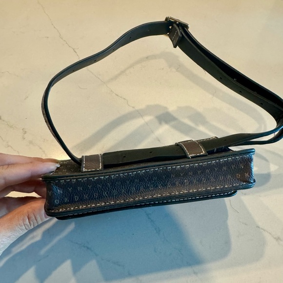 Brand New DKNY Signature Belt Purse/Fanny pack - Picture 6 of 9